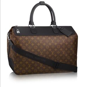 brand new  Louis Vuitton neo greenwich bag